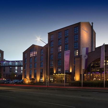Altes Stahlwerk Business & Lifestyle Hotel Ноймюнстер Экстерьер фото