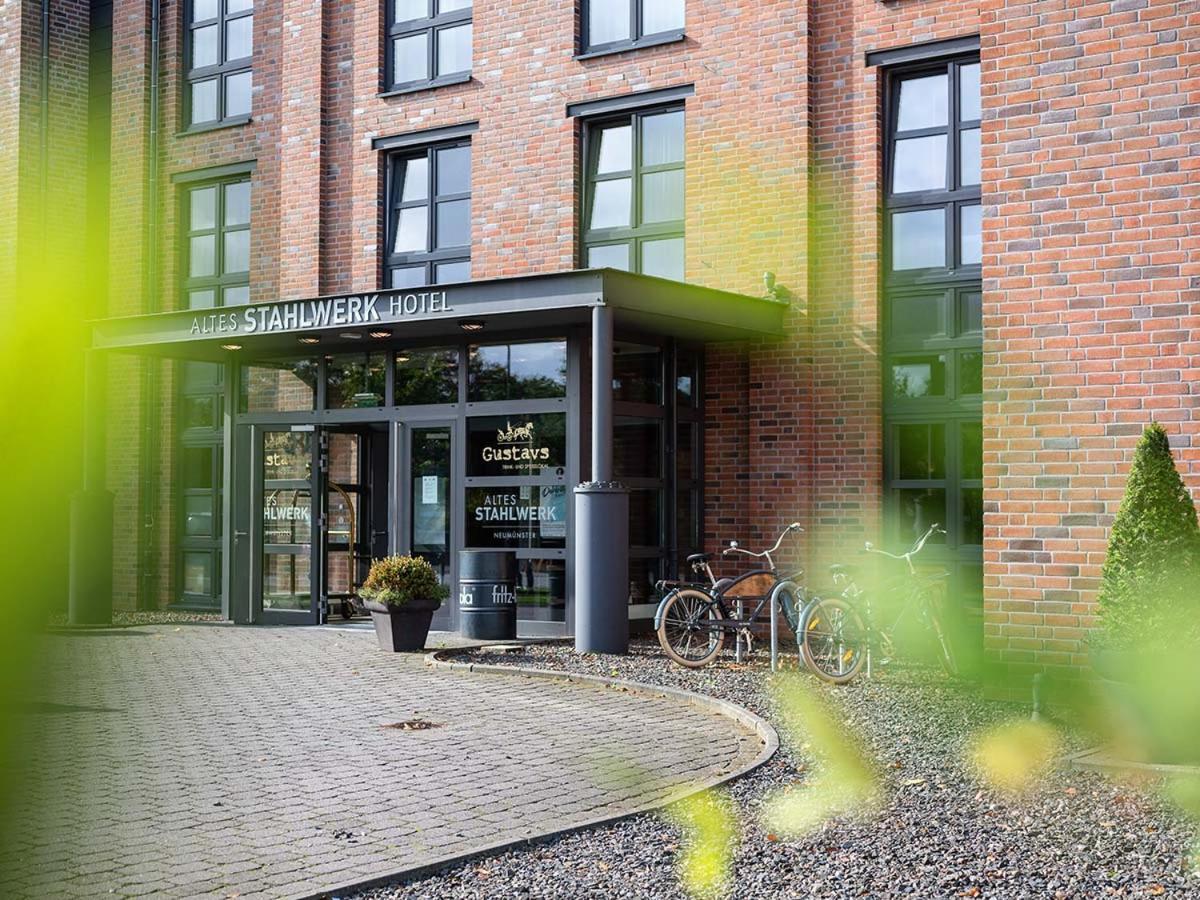 Altes Stahlwerk Business & Lifestyle Hotel Ноймюнстер Экстерьер фото